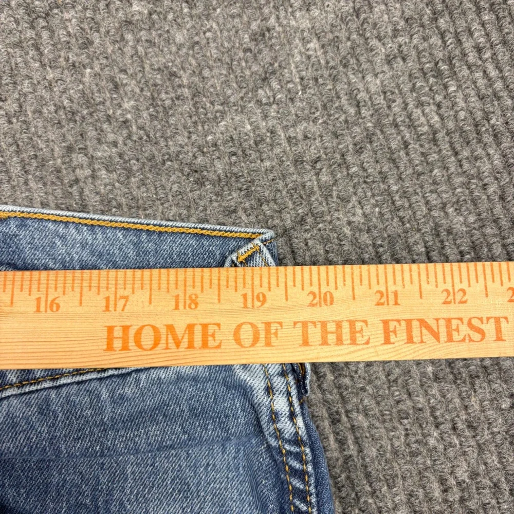 Levis details please